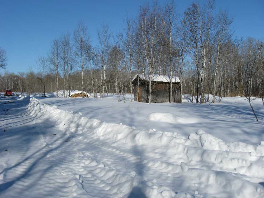 Naturist Legacy History: Gallery 06/27...Hydro tries winter pole installation