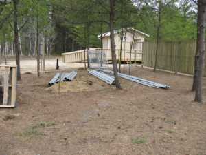 Naturist Legacy History: Gallery 24/05...Building the swimming pool fence