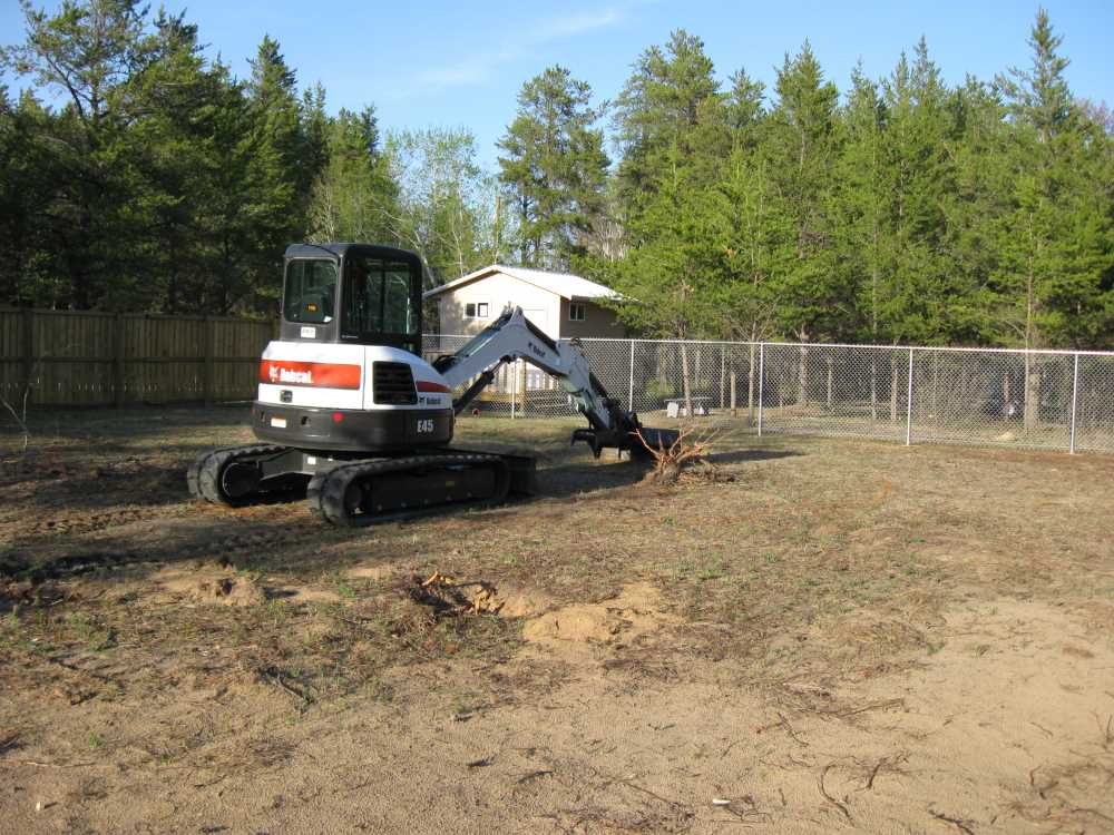 Naturist Legacy History: Gallery 26/02...Work begins on the swimming pool