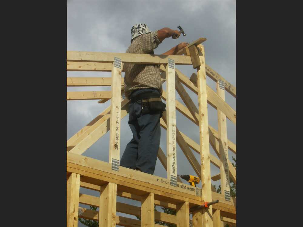 Naturist Legacy History: Gallery 42/06...Raising the clubhouse rafters