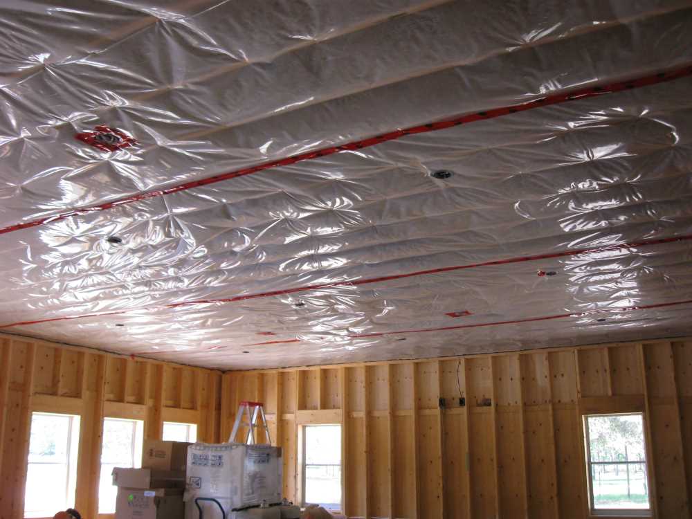 Naturist Legacy History: Gallery 48/04...Insulation, vapour barrier, drywall