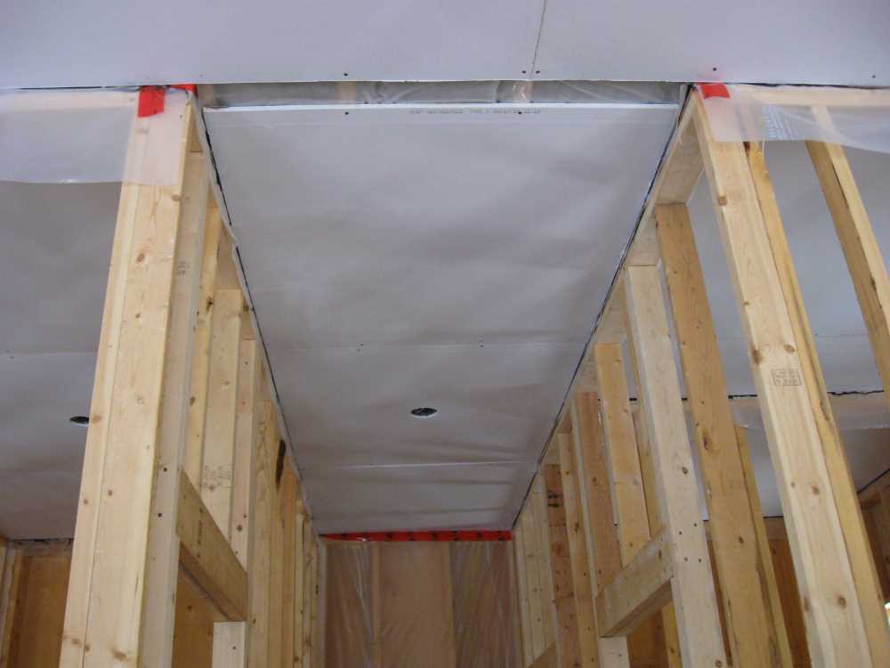 Naturist Legacy History: Gallery 48/09...Insulation, vapour barrier, drywall