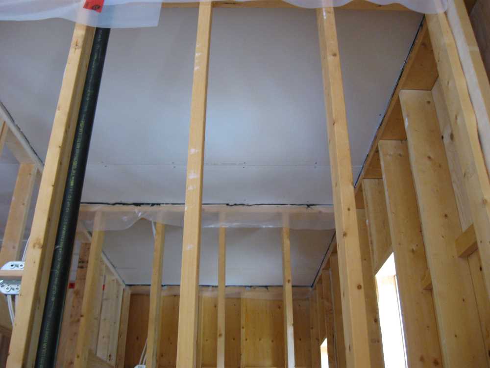 Naturist Legacy History: Gallery 48/10...Insulation, vapour barrier, drywall