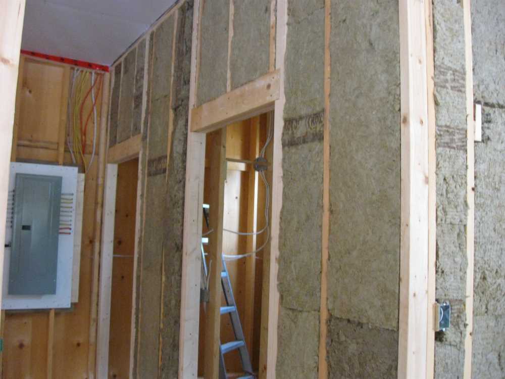 Naturist Legacy History: Gallery 48/13...Insulation, vapour barrier, drywall