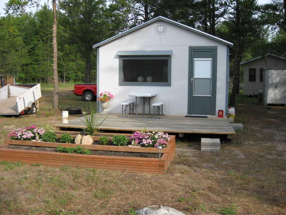 Naturist Legacy History: Gallery 50/04...Our cottage at Naturist Legacy Park